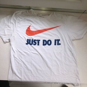 Nike Men’s Just Do It Swoosh Tee